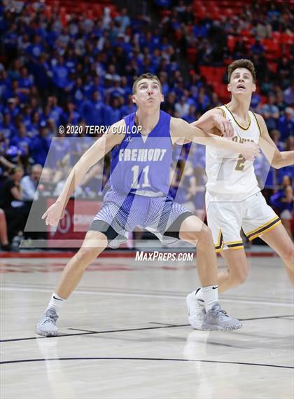 Thumbnail 2 in Fremont vs. Davis (UHSAA 6A Final) photogallery.