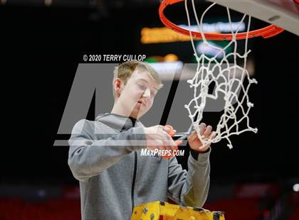 Thumbnail 3 in Fremont vs. Davis (UHSAA 6A Final) photogallery.
