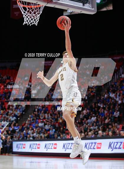 Thumbnail 3 in Fremont vs. Davis (UHSAA 6A Final) photogallery.