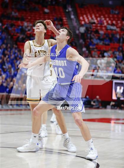 Thumbnail 1 in Fremont vs. Davis (UHSAA 6A Final) photogallery.