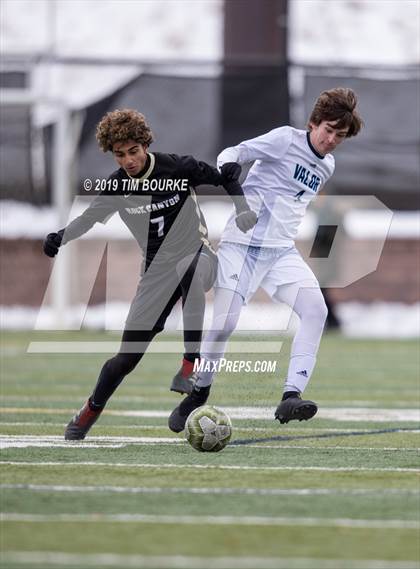 Thumbnail 3 in Rock Canyon vs. Valor Christian (CHSAA 5A Round 1) photogallery.