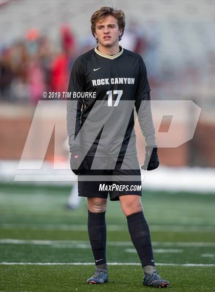 Thumbnail 1 in Rock Canyon vs. Valor Christian (CHSAA 5A Round 1) photogallery.