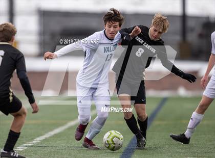 Thumbnail 2 in Rock Canyon vs. Valor Christian (CHSAA 5A Round 1) photogallery.