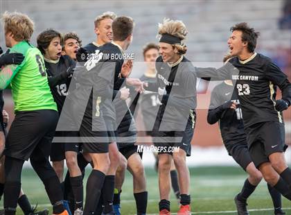 Thumbnail 2 in Rock Canyon vs. Valor Christian (CHSAA 5A Round 1) photogallery.