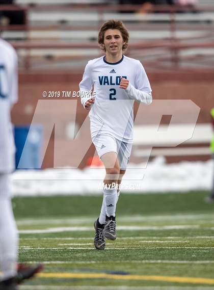 Thumbnail 2 in Rock Canyon vs. Valor Christian (CHSAA 5A Round 1) photogallery.