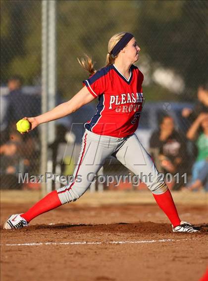 Thumbnail 1 in Pleasant Grove @ Elk Grove photogallery.
