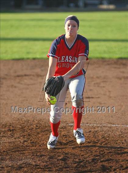 Thumbnail 1 in Pleasant Grove @ Elk Grove photogallery.
