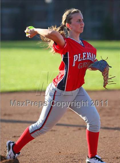 Thumbnail 2 in Pleasant Grove @ Elk Grove photogallery.