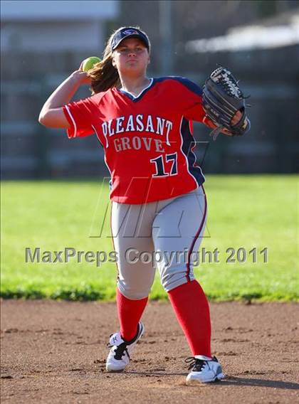 Thumbnail 3 in Pleasant Grove @ Elk Grove photogallery.