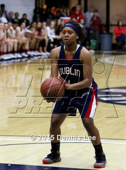 Thumbnail 3 in Dublin vs. Carondelet (CIF NCS D2 Final) photogallery.