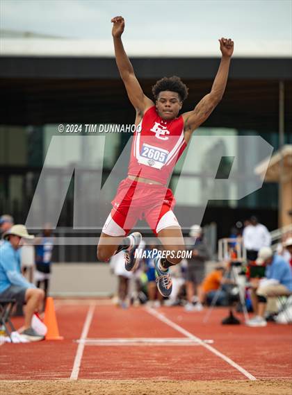 Thumbnail 1 in UIL Boys Track & Field Finals (Day 1) photogallery.
