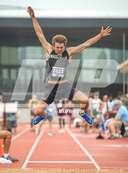 Thumbnail 2 in UIL Boys Track & Field Finals (Day 1) photogallery.