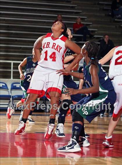 Thumbnail 3 in College Park vs W.B. Ray (McDonald's Texas Invitational) photogallery.