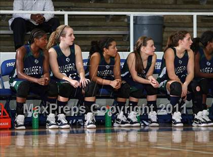 Thumbnail 2 in College Park vs W.B. Ray (McDonald's Texas Invitational) photogallery.