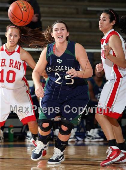 Thumbnail 1 in College Park vs W.B. Ray (McDonald's Texas Invitational) photogallery.