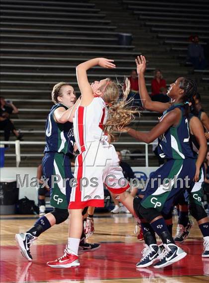 Thumbnail 2 in College Park vs W.B. Ray (McDonald's Texas Invitational) photogallery.