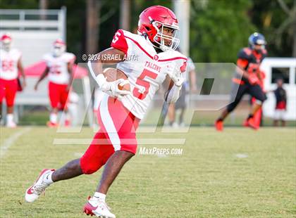 Thumbnail 3 in Seventy-First @ South View photogallery.