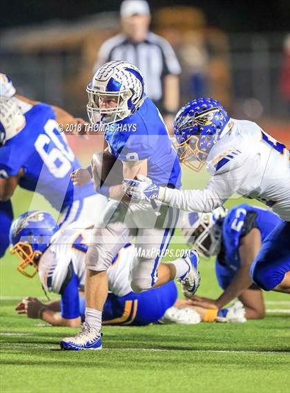 Thumbnail 3 in Carlisle vs. Joaquin (UIL 2A D1 Area Playoff) photogallery.