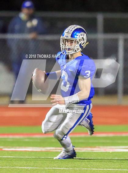 Thumbnail 2 in Carlisle vs. Joaquin (UIL 2A D1 Area Playoff) photogallery.