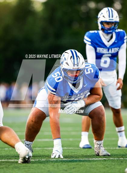 Thumbnail 1 in Covington Catholic @ Highlands photogallery.