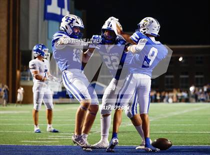 Thumbnail 2 in Covington Catholic @ Highlands photogallery.