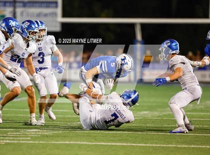Thumbnail 2 in Covington Catholic @ Highlands photogallery.