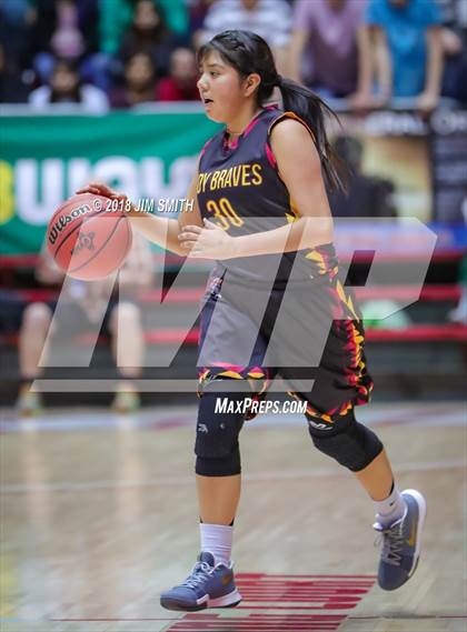 Thumbnail 3 in Santa Fe Indian @ Moriarty (NMAA 4A Quarterfinal) photogallery.