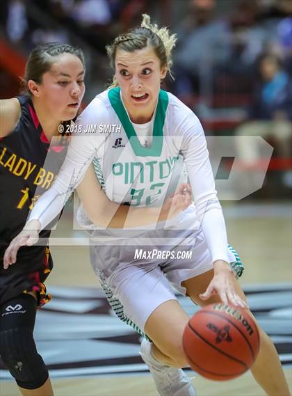 Thumbnail 2 in Santa Fe Indian @ Moriarty (NMAA 4A Quarterfinal) photogallery.
