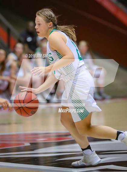Thumbnail 3 in Santa Fe Indian @ Moriarty (NMAA 4A Quarterfinal) photogallery.