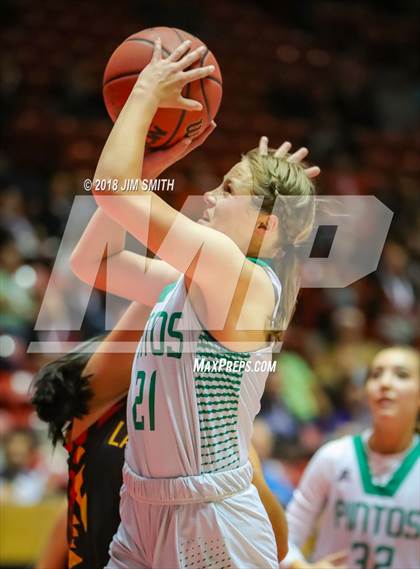 Thumbnail 1 in Santa Fe Indian @ Moriarty (NMAA 4A Quarterfinal) photogallery.