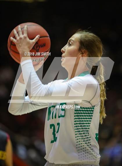 Thumbnail 2 in Santa Fe Indian @ Moriarty (NMAA 4A Quarterfinal) photogallery.