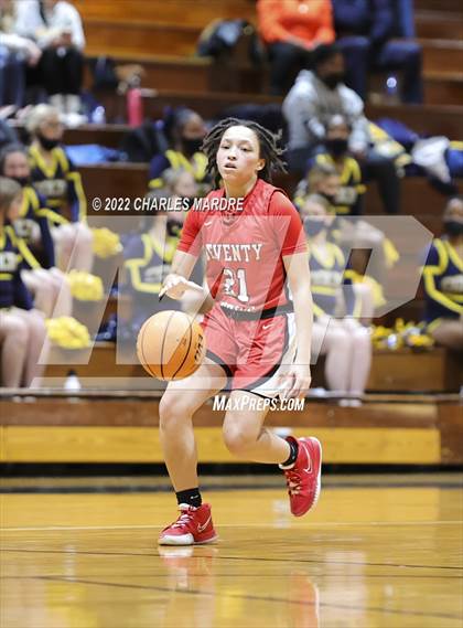 Thumbnail 2 in Seventy-First @ Cape Fear photogallery.