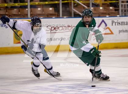 Thumbnail 1 in St. Thomas Aquinas vs Dover (NHIAA D2 Final) photogallery.