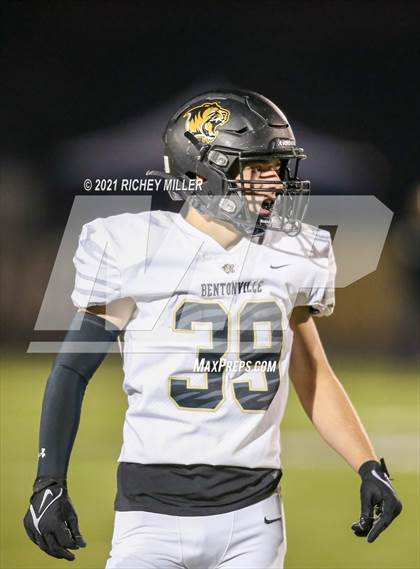 Thumbnail 3 in Bentonville @ Bentonville West photogallery.
