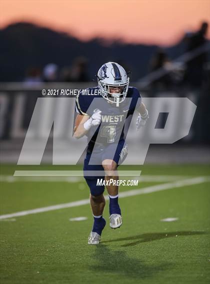 Thumbnail 2 in Bentonville @ Bentonville West photogallery.