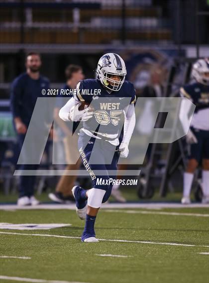 Thumbnail 2 in Bentonville @ Bentonville West photogallery.