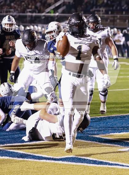 Thumbnail 3 in Bentonville @ Bentonville West photogallery.