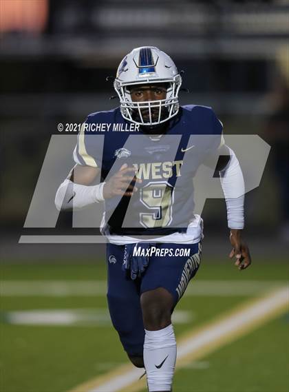 Thumbnail 3 in Bentonville @ Bentonville West photogallery.