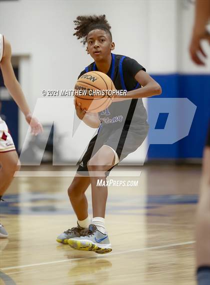 Thumbnail 2 in Clarksville Academy vs. Van Buren County (PCB Marlin Christmas Classic) photogallery.