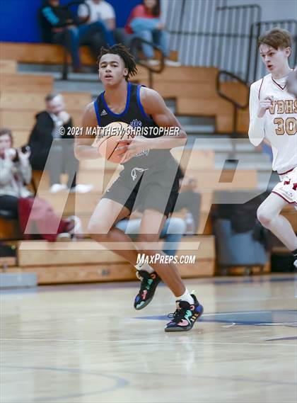 Thumbnail 2 in Clarksville Academy vs. Van Buren County (PCB Marlin Christmas Classic) photogallery.