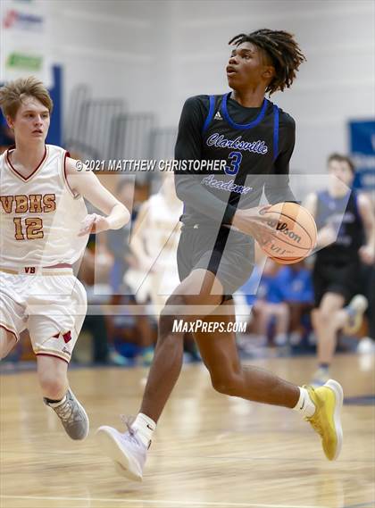 Thumbnail 2 in Clarksville Academy vs. Van Buren County (PCB Marlin Christmas Classic) photogallery.