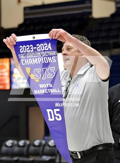 Thumbnail 2 in Futures vs. Ripon Christian (CIF SJS D5 Final) photogallery.
