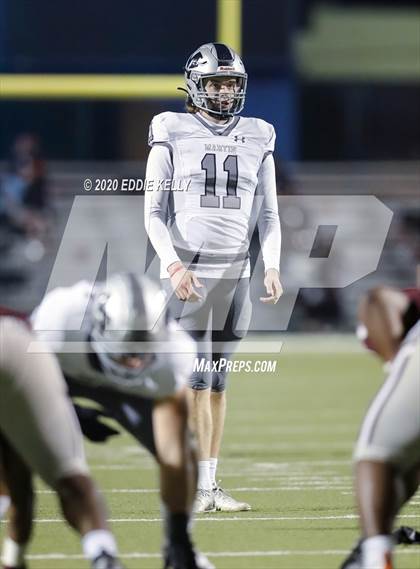 Thumbnail 1 in Martin vs. Lewisville (UIL 6A Area Playoff) photogallery.