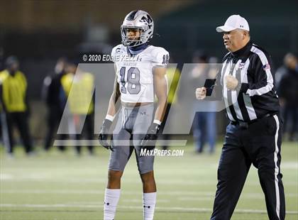 Thumbnail 2 in Martin vs. Lewisville (UIL 6A Area Playoff) photogallery.