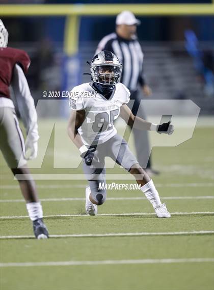 Thumbnail 3 in Martin vs. Lewisville (UIL 6A Area Playoff) photogallery.