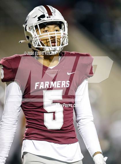 Thumbnail 1 in Martin vs. Lewisville (UIL 6A Area Playoff) photogallery.