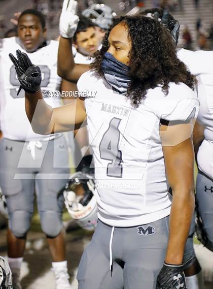 Thumbnail 1 in Martin vs. Lewisville (UIL 6A Area Playoff) photogallery.