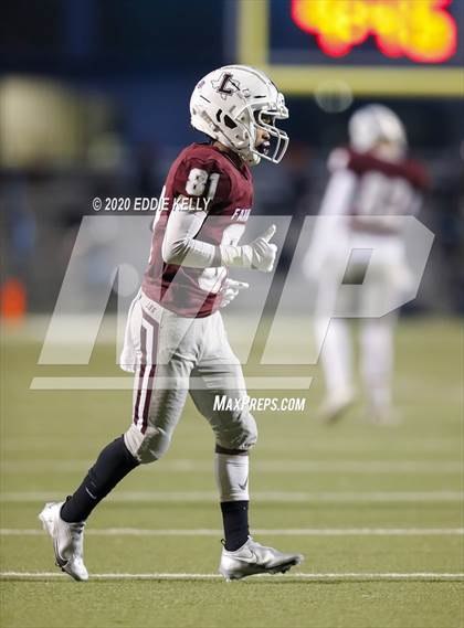Thumbnail 3 in Martin vs. Lewisville (UIL 6A Area Playoff) photogallery.