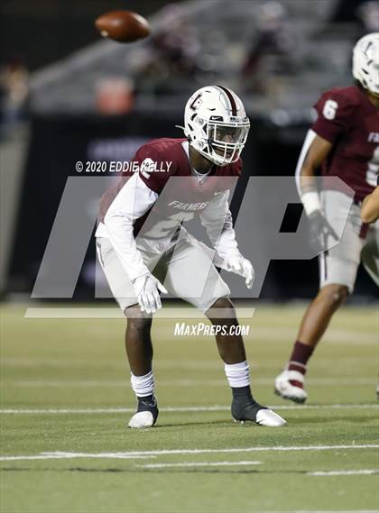 Thumbnail 2 in Martin vs. Lewisville (UIL 6A Area Playoff) photogallery.