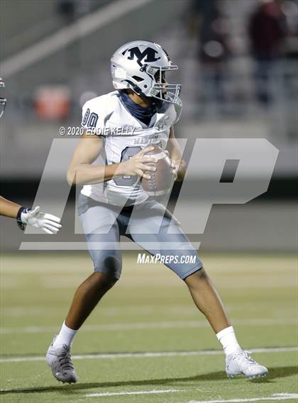 Thumbnail 1 in Martin vs. Lewisville (UIL 6A Area Playoff) photogallery.